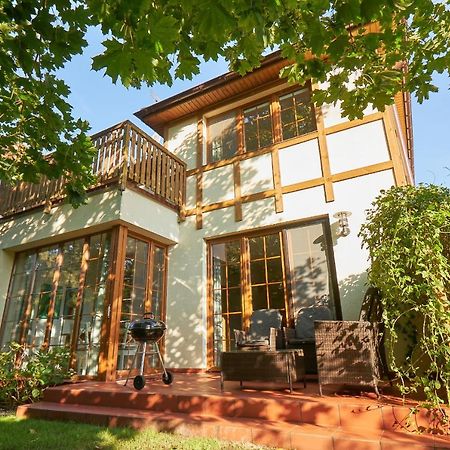 Вилла Seayou Yellow House Рогово Экстерьер фото