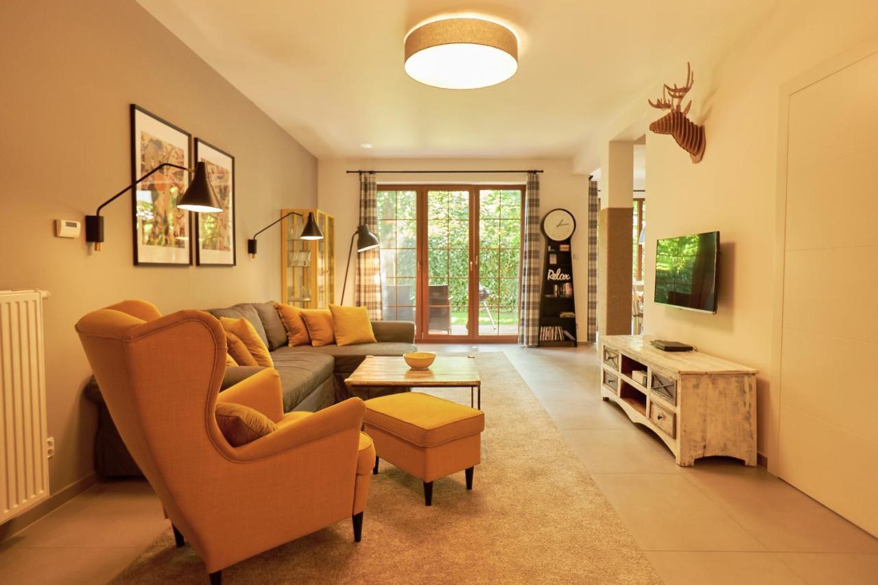 Вилла Seayou Yellow House Рогово Экстерьер фото