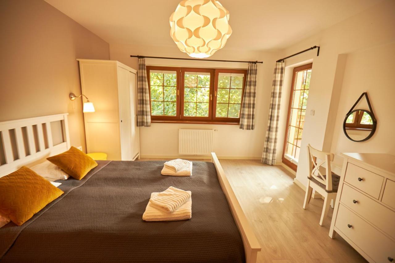 Вилла Seayou Yellow House Рогово Экстерьер фото