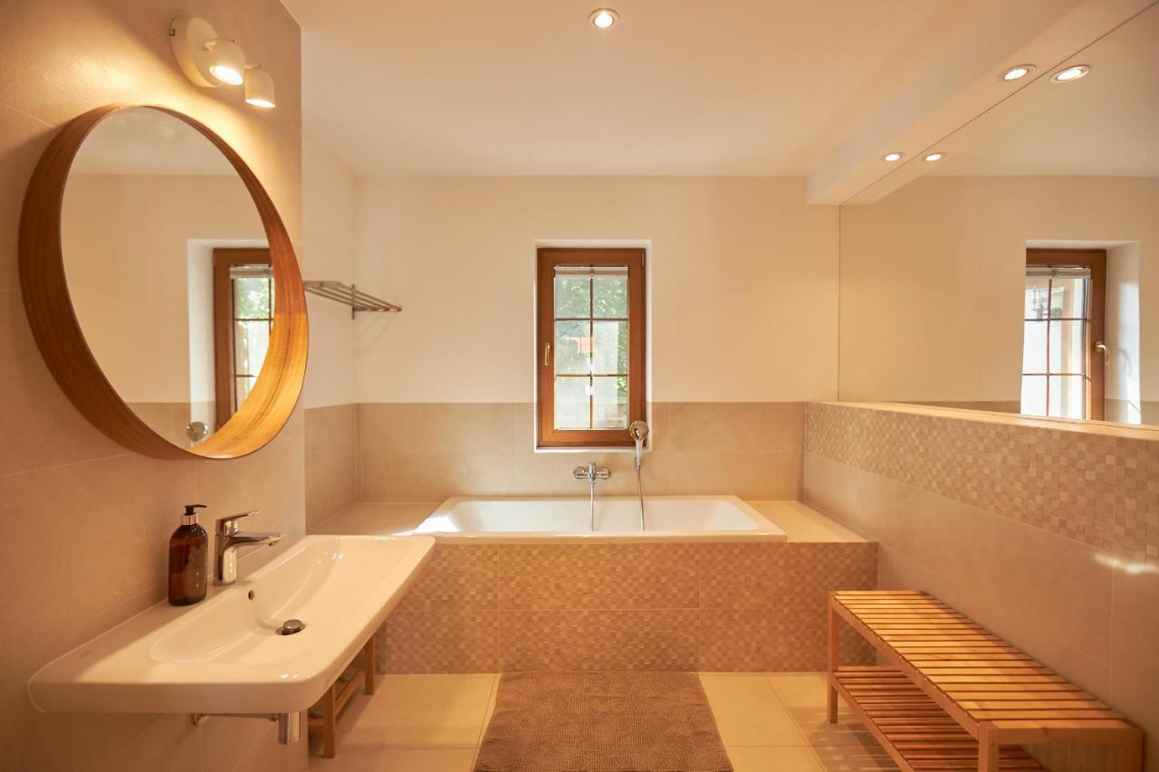 Вилла Seayou Yellow House Рогово Экстерьер фото