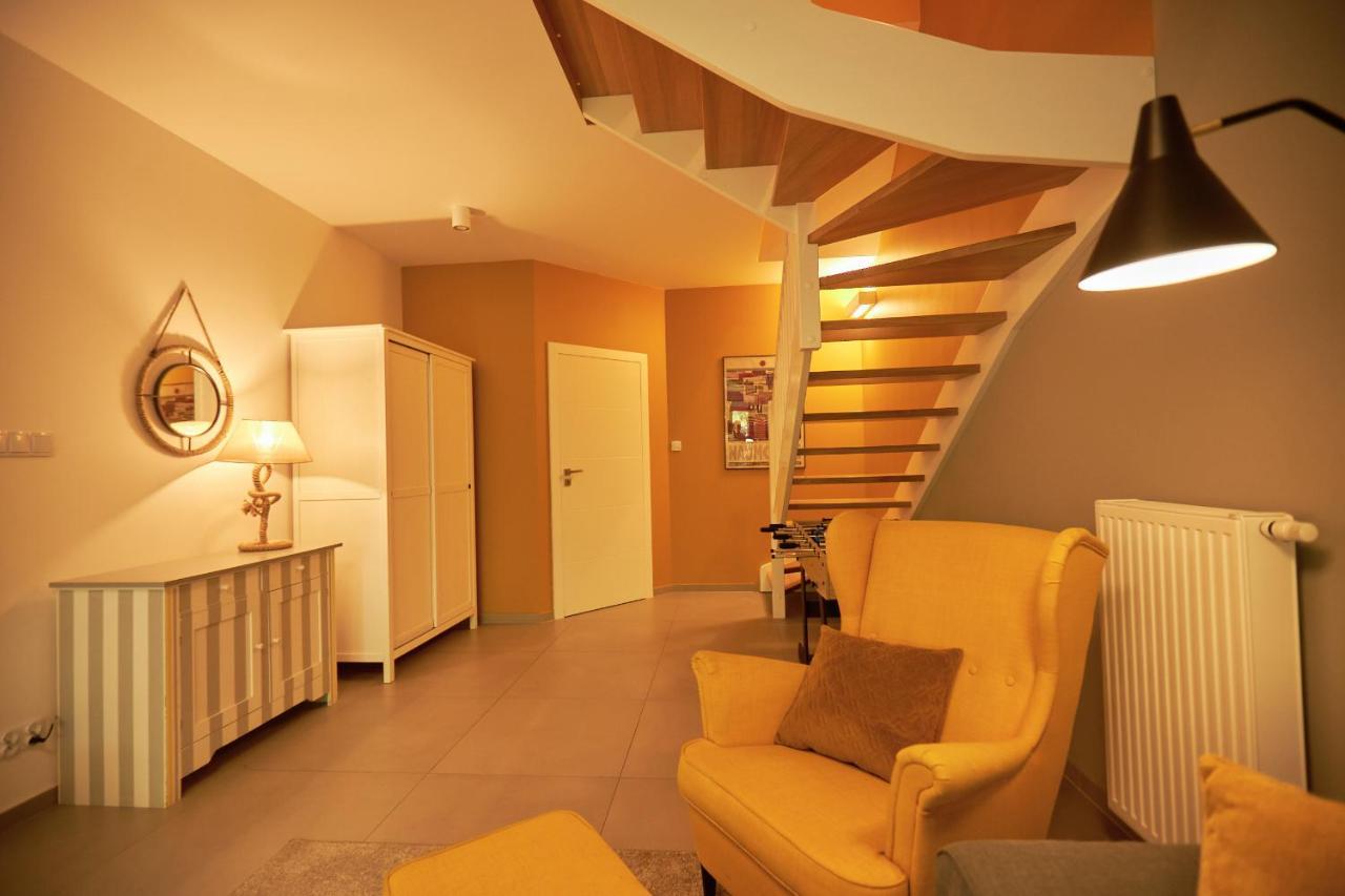 Вилла Seayou Yellow House Рогово Экстерьер фото