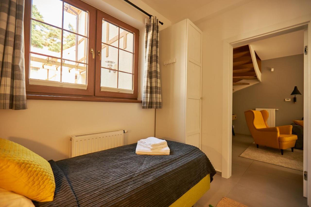 Вилла Seayou Yellow House Рогово Экстерьер фото