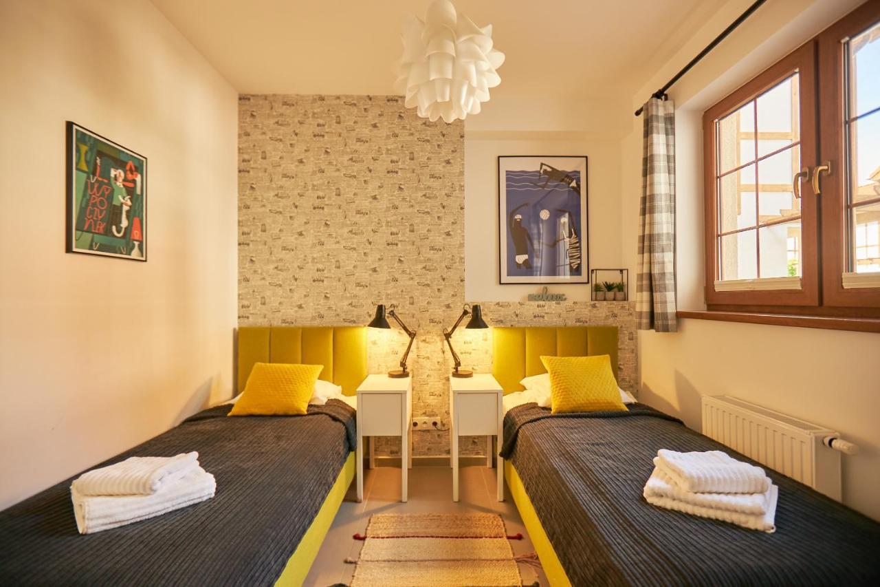 Вилла Seayou Yellow House Рогово Экстерьер фото