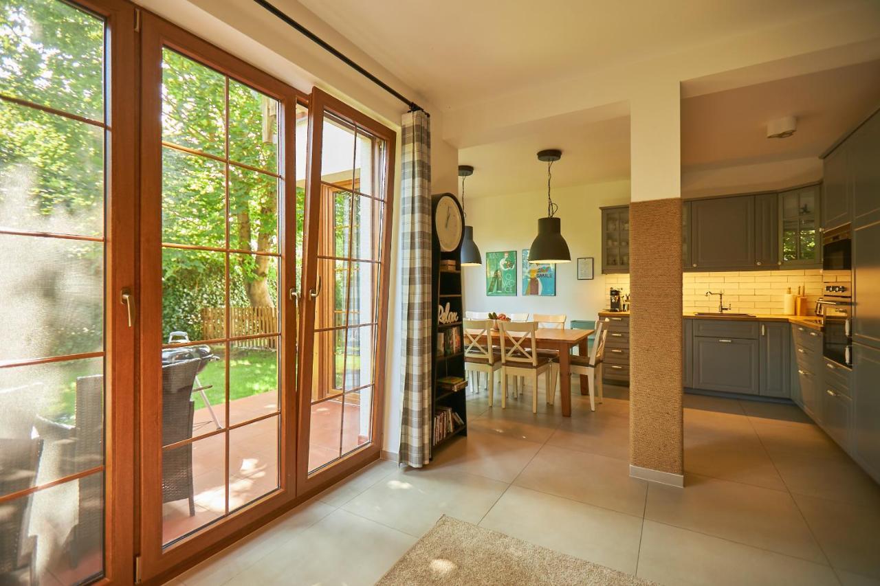 Вилла Seayou Yellow House Рогово Экстерьер фото