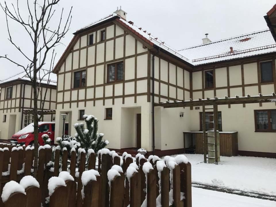 Вилла Seayou Yellow House Рогово Экстерьер фото